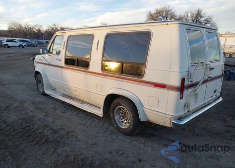 1985 Ford Econoline E150 Van z USA, uszkodzony, nr VIN 1FDEE14H7FHA90363